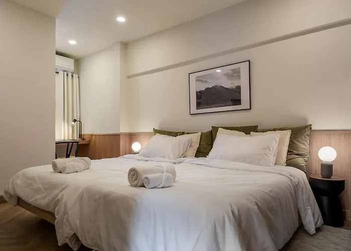 Whole Floor Penthouse, 3 Bedroom 3 Bath, Next To Metro Station Апартаменты Бангкок