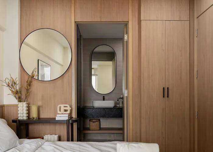 Whole Floor Penthouse, 3 Bedroom 3 Bath, Next To Metro Station Апартаменты